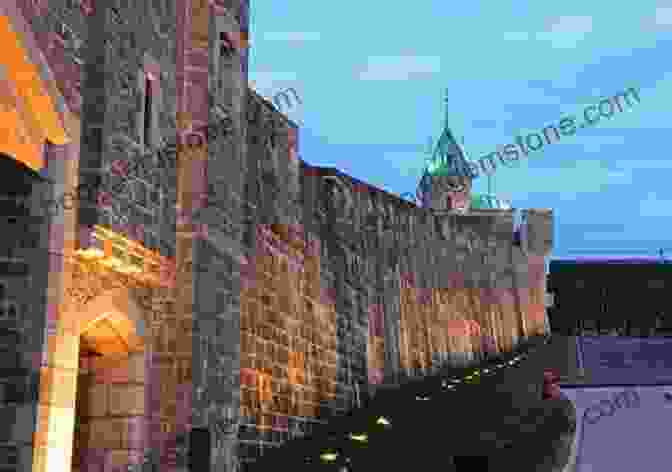 The Fortified Walls Of Old Quebec A Walking Tour Of Quebec City Old Quebec (Look Up Canada Series)